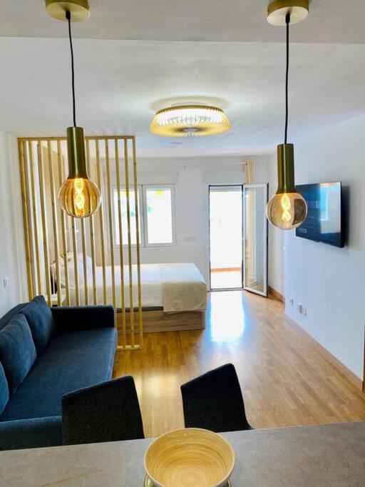 Golden Suite Ocean View & Pool Лос Кристианос Экстерьер фото