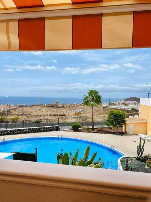 Golden Suite Ocean View & Pool Лос Кристианос Экстерьер фото